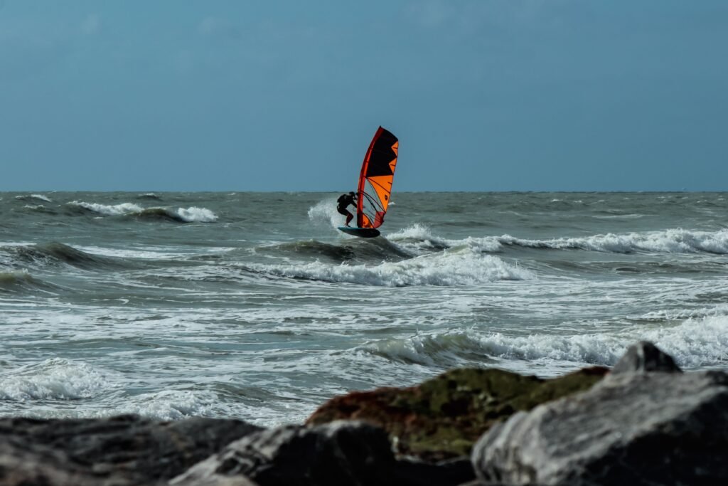 Les lattes maintiennent le profil de la voile et sa stabilité de puissance quelles que soient les variations de vent